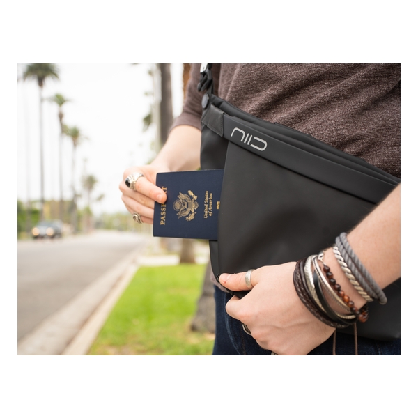 NIID FINO IV Ultra-Slim Hybrid Sling Pack - Sleek & Versatile